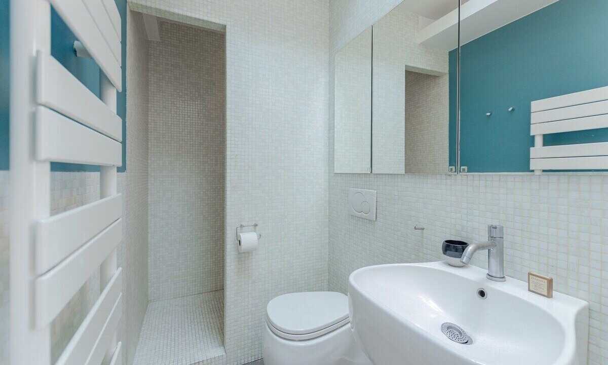 Photo of Bathroom in Quartier du Mail