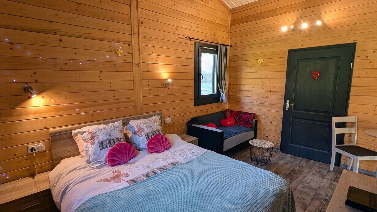 Photo of Bedroom in Fougerolles-Saint-Valbert