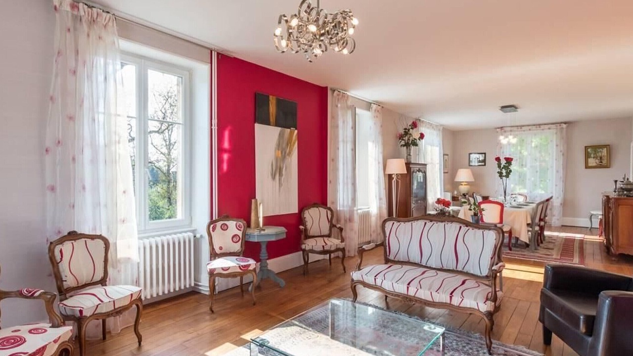 Photo of Livingroom in Fougerolles-Saint-Valbert