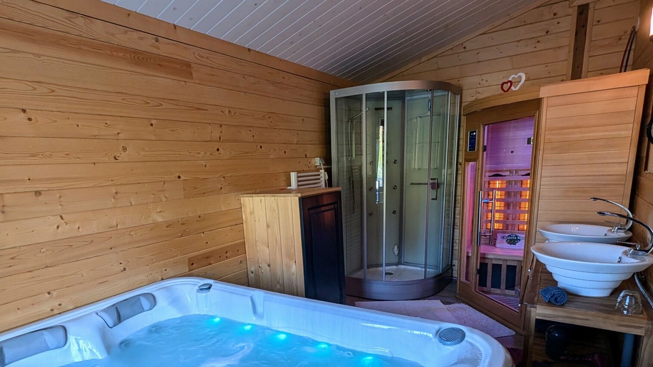 Photo of Bathroom in Fougerolles-Saint-Valbert