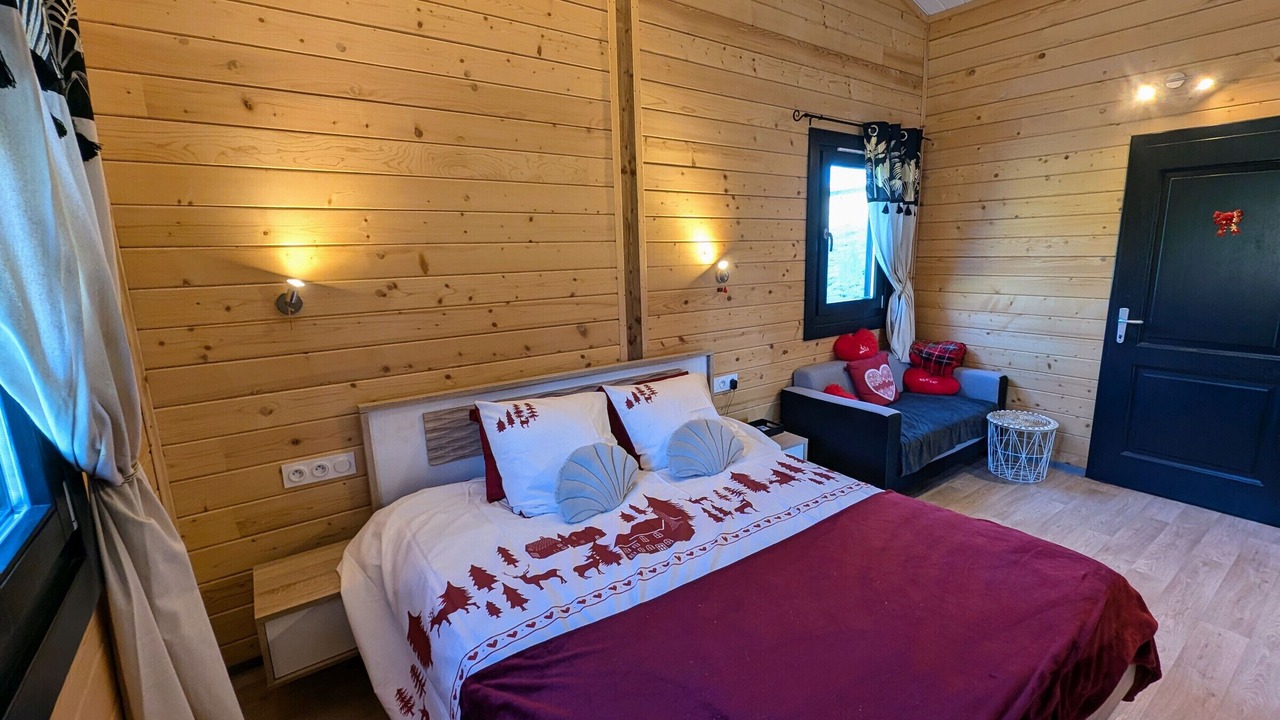 Photo of Bedroom in Fougerolles-Saint-Valbert