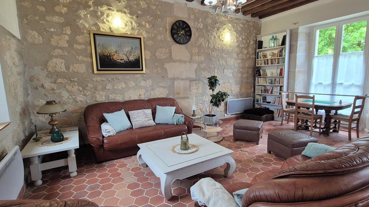 Photo of Livingroom in Neuville-Bosc