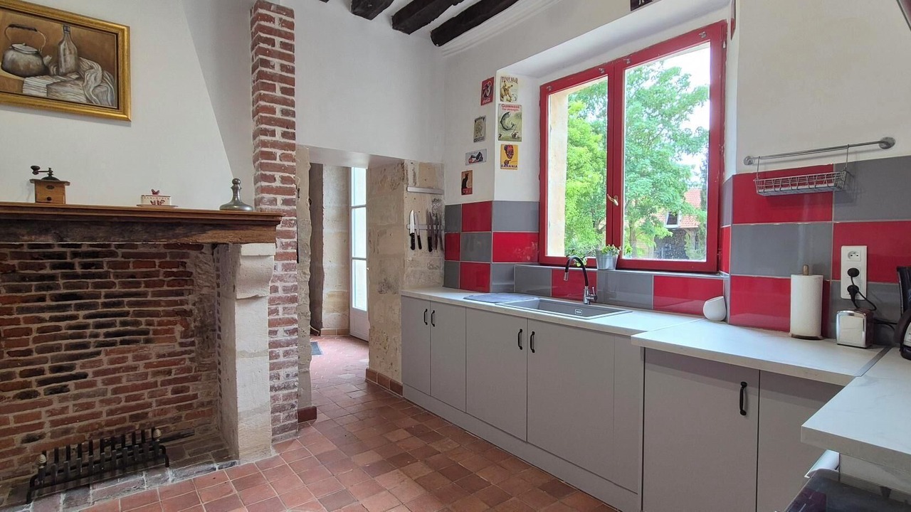 Photo of Kitchen in Neuville-Bosc