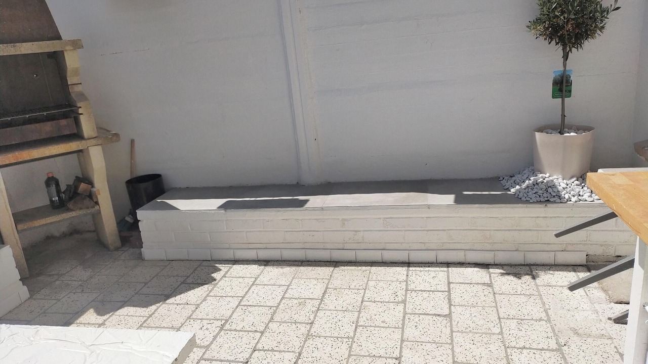 Photo of Outdoor in Lens