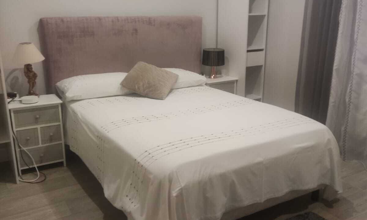 Photo of Bedroom in Montceau-les-Mines