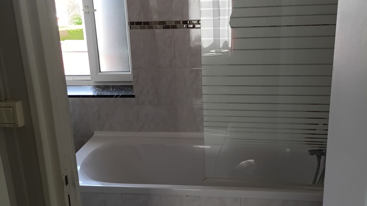 Photo of Bathroom in Montceau-les-Mines