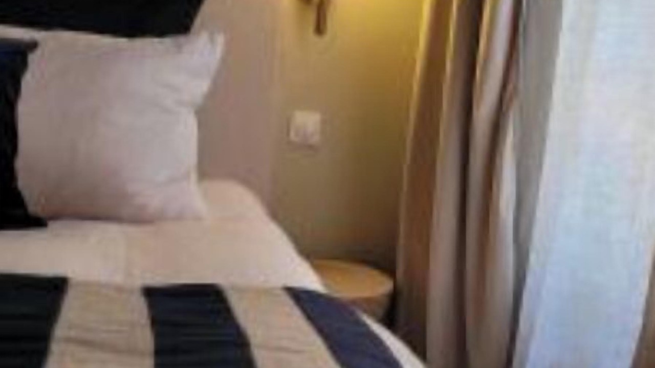 Photo of Bedroom in Sens