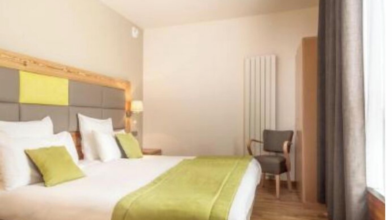 Photo of Bedroom in Sens