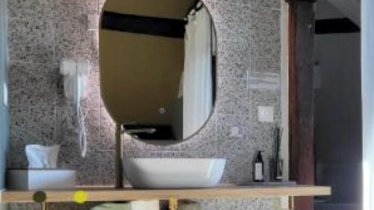 Photo of Bathroom in Sens