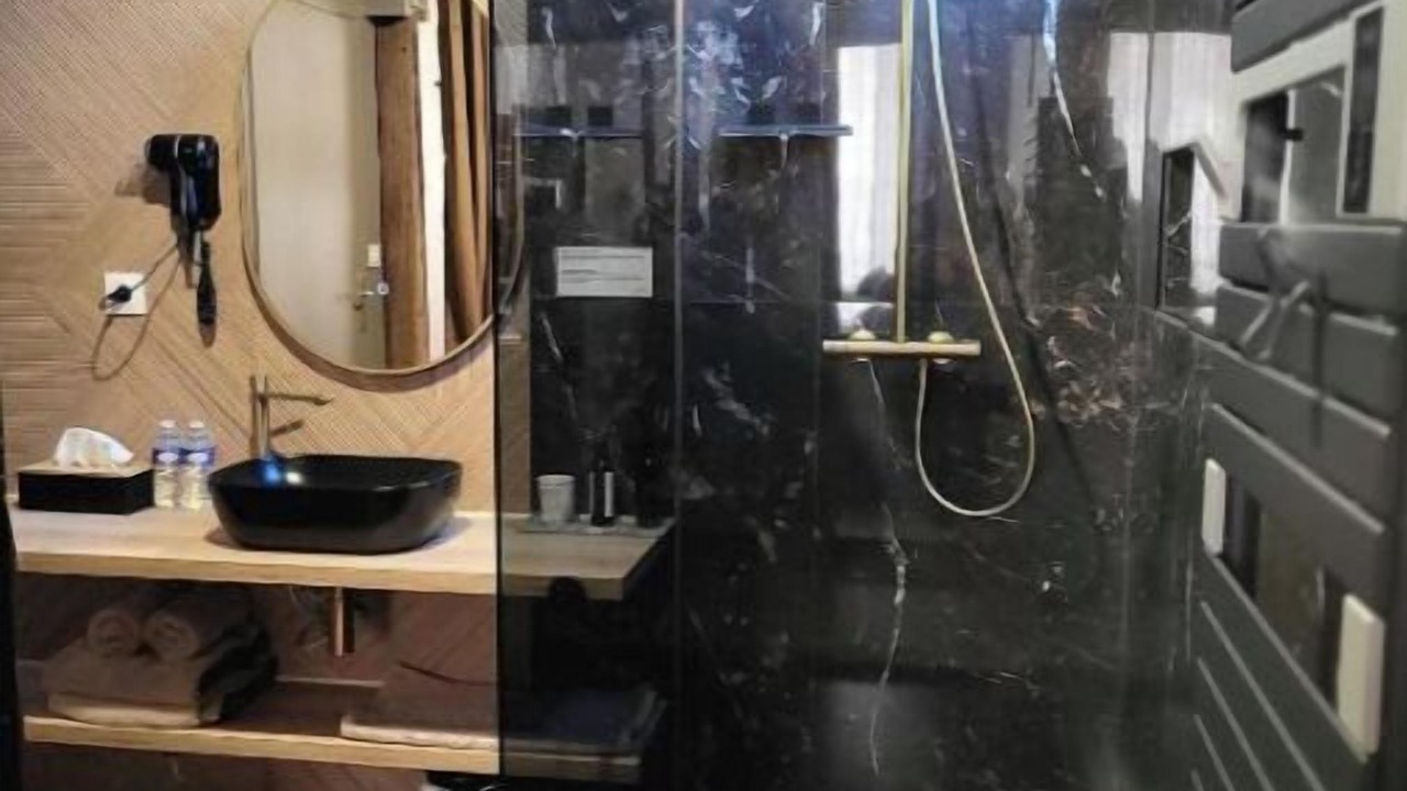 Photo of Bathroom in Sens
