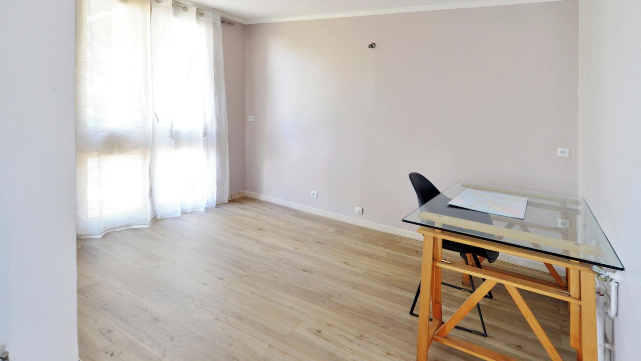 Photo of Livingroom in Ferolles-Attilly