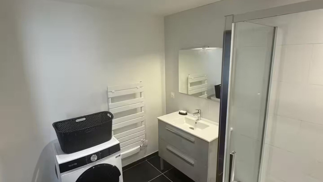 Photo of Bathroom in Escaudoeuvres