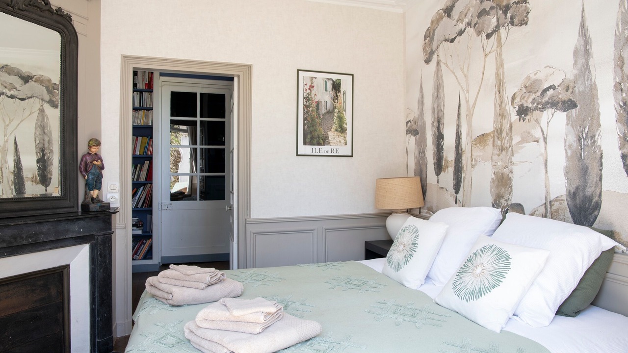 Photo of Bedroom in Morvillers-Saint-Saturnin