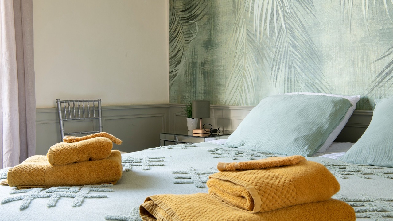 Photo of Bedroom in Morvillers-Saint-Saturnin