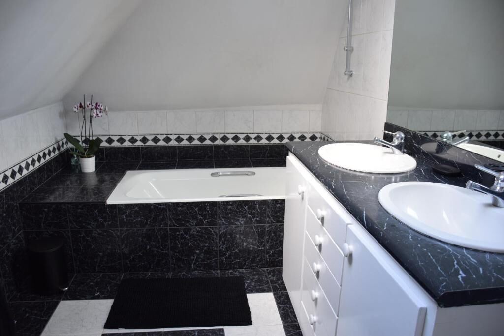 Photo of Bathroom in Bozouls