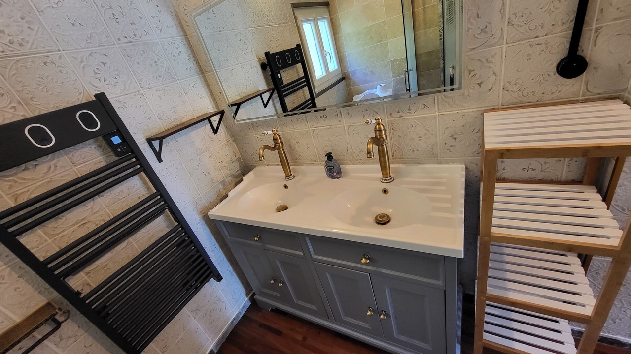 Photo of Bathroom in Fresnes