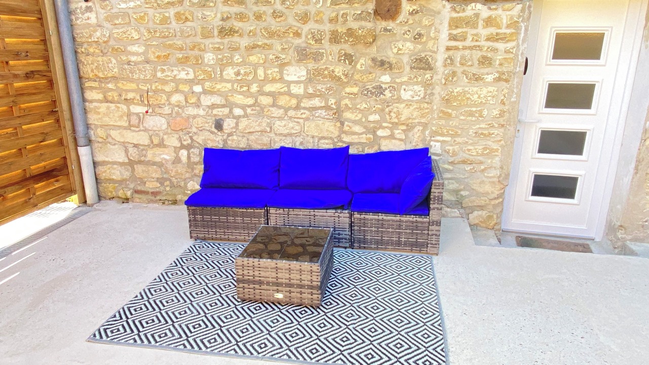 Photo of Patio Balcony in Margny-les-Compiegne