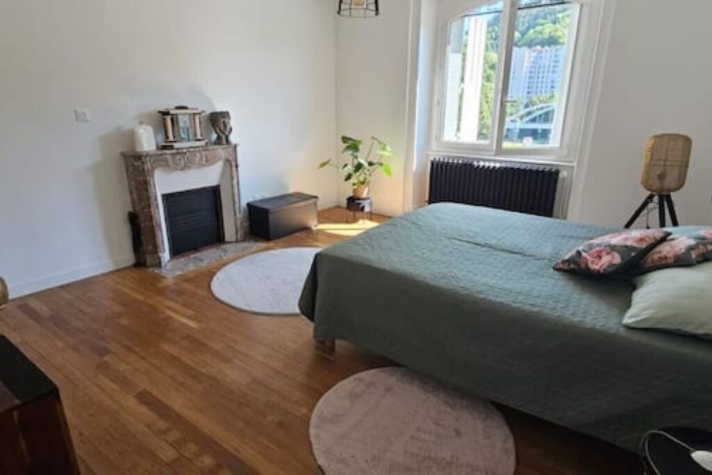 Photo of Bedroom in Besancon Old Town