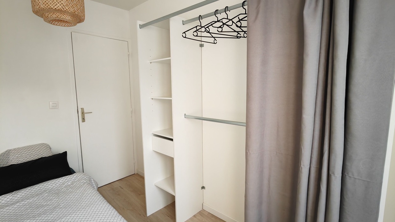 Photo of Bedroom in Corbeil-Essonnes