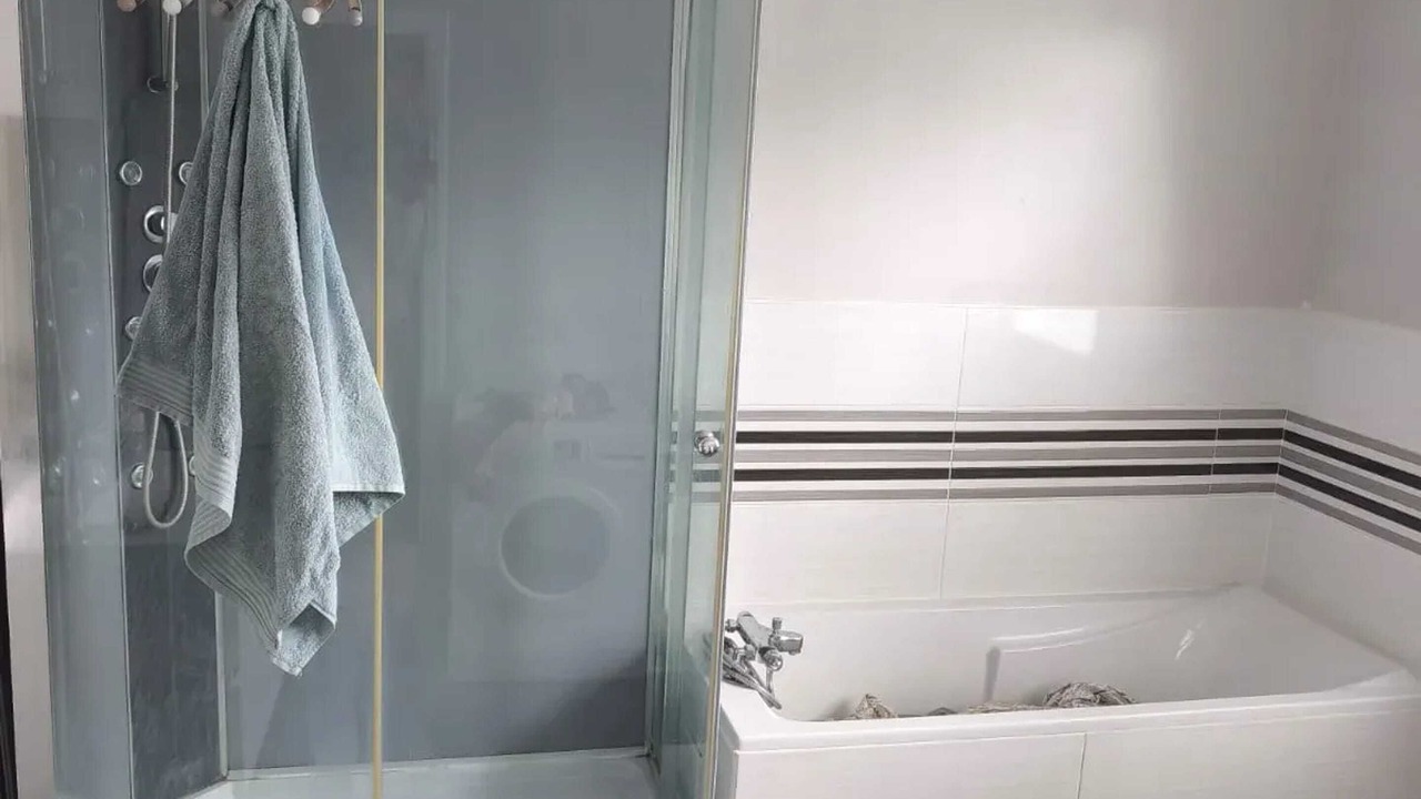 Photo of Bathroom in Eppeville
