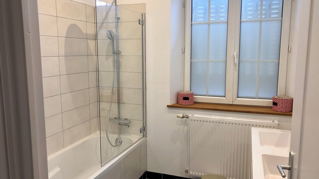 Photo of Bathroom in Suzanne