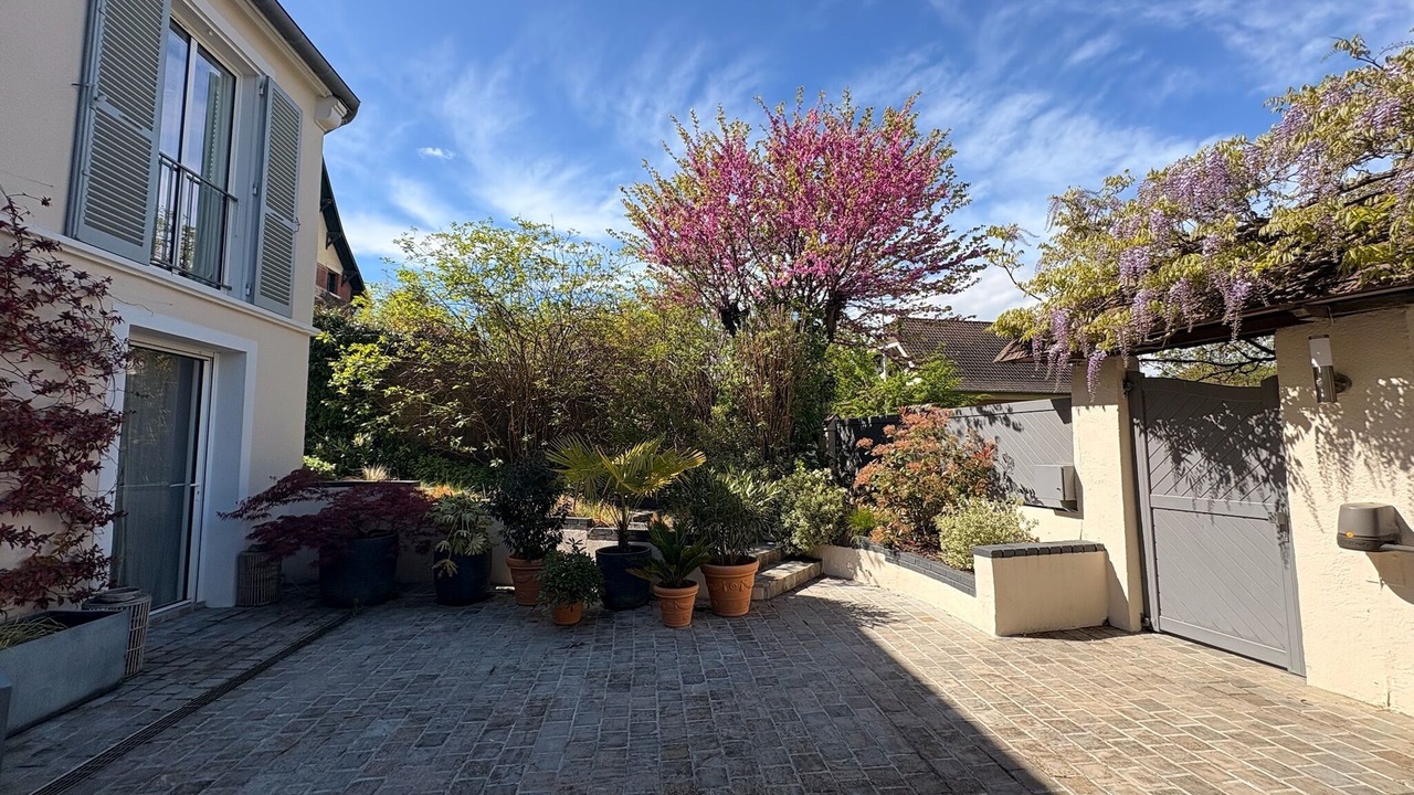 Photo of Outdoor in Louveciennes