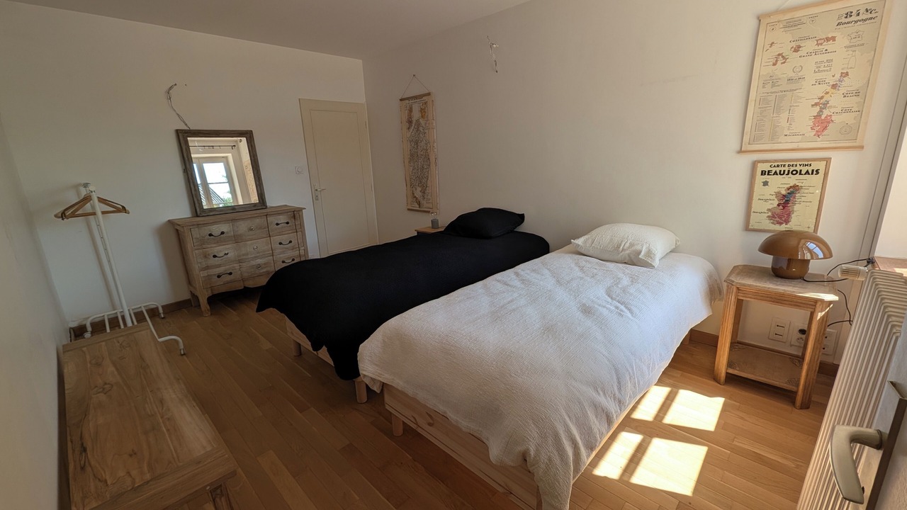 Photo of Bedroom in Aze