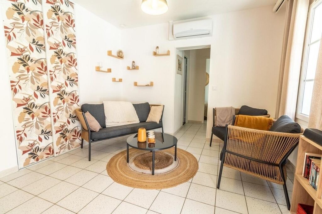 Photo of Livingroom in Sainte-Marie-de-Re