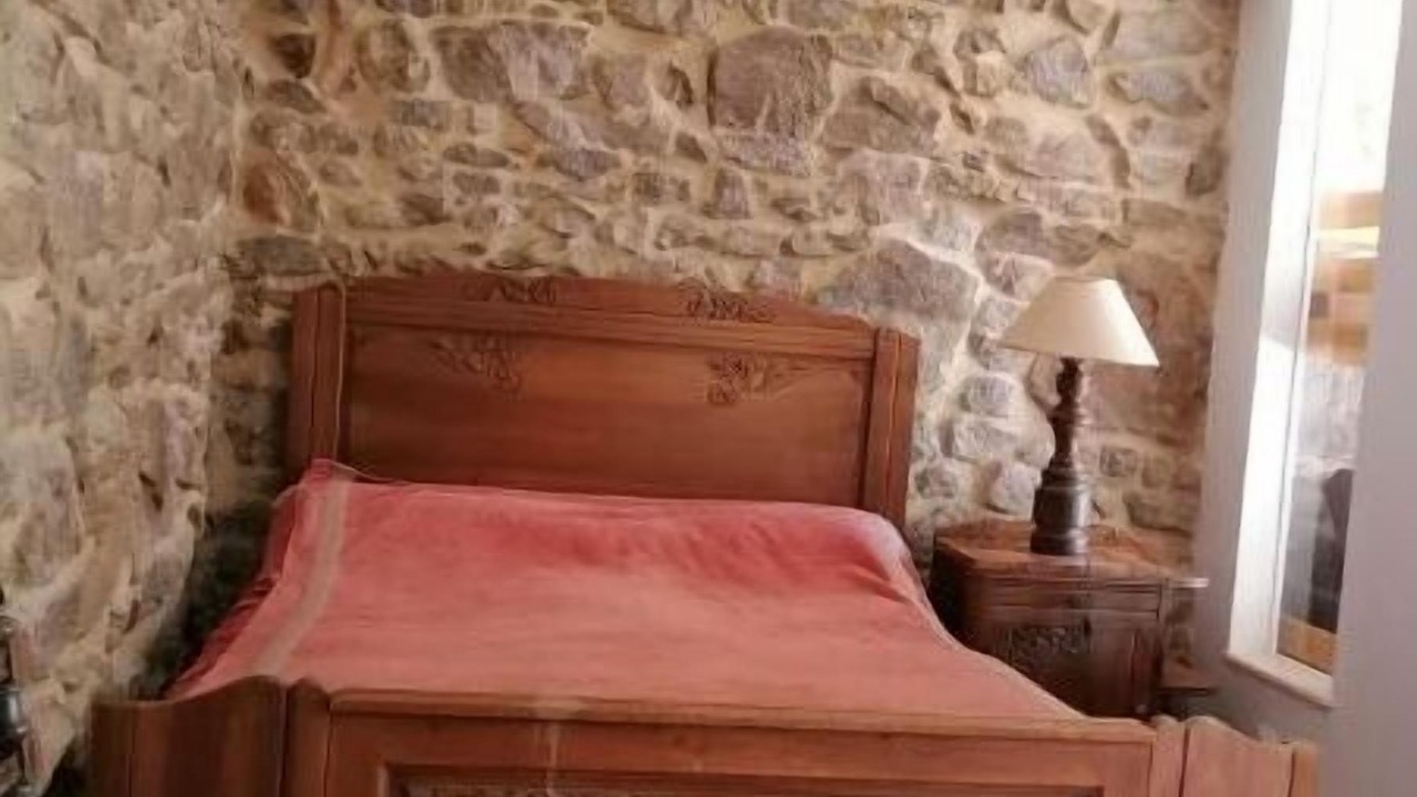 Photo of Bedroom in Roussillon-en-Morvan