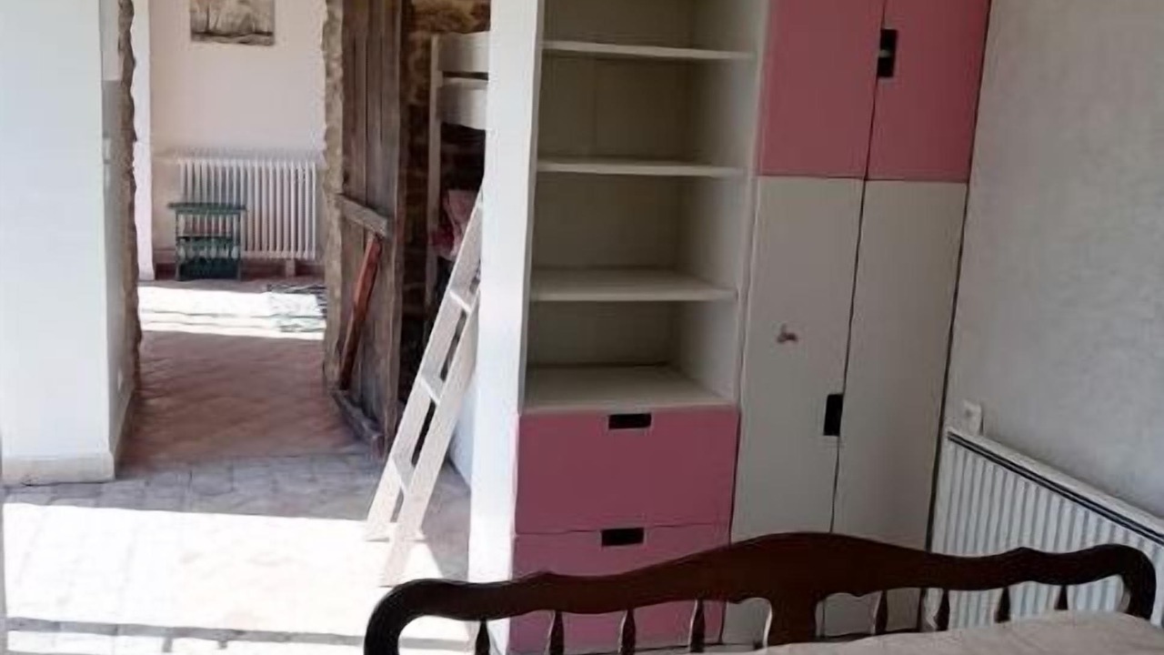 Photo of Bedroom in Roussillon-en-Morvan