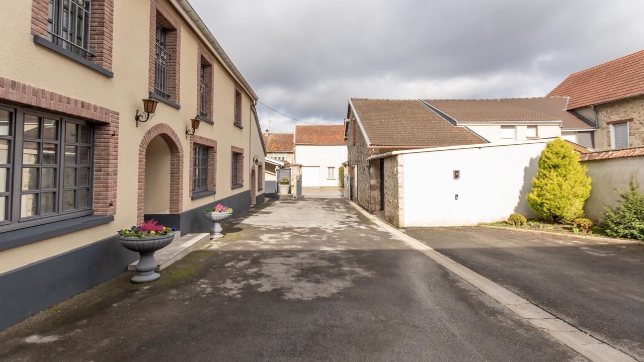Photo of Outdoor in Cuchery