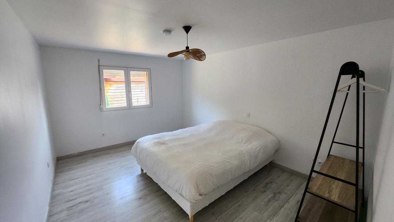 Photo of Bedroom in Dreuil-les-Amiens
