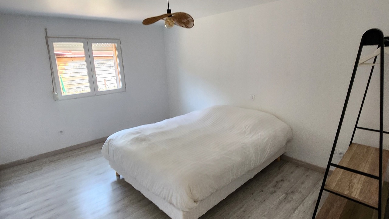 Photo of Bedroom in Dreuil-les-Amiens