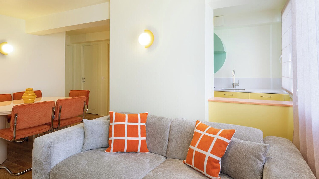 Photo of Livingroom in 8th Arrondissement