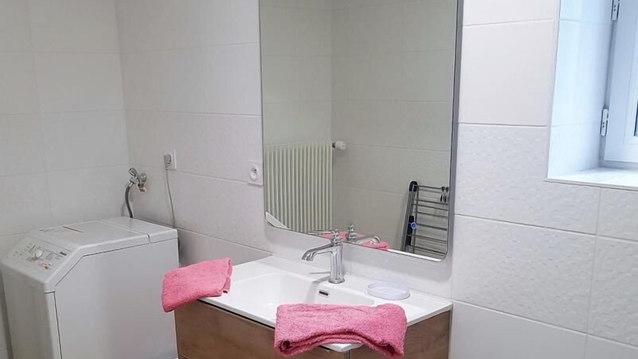 Photo of Bathroom in Brullioles