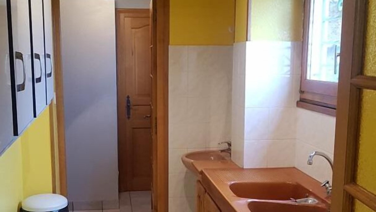 Photo of Bathroom in Brullioles