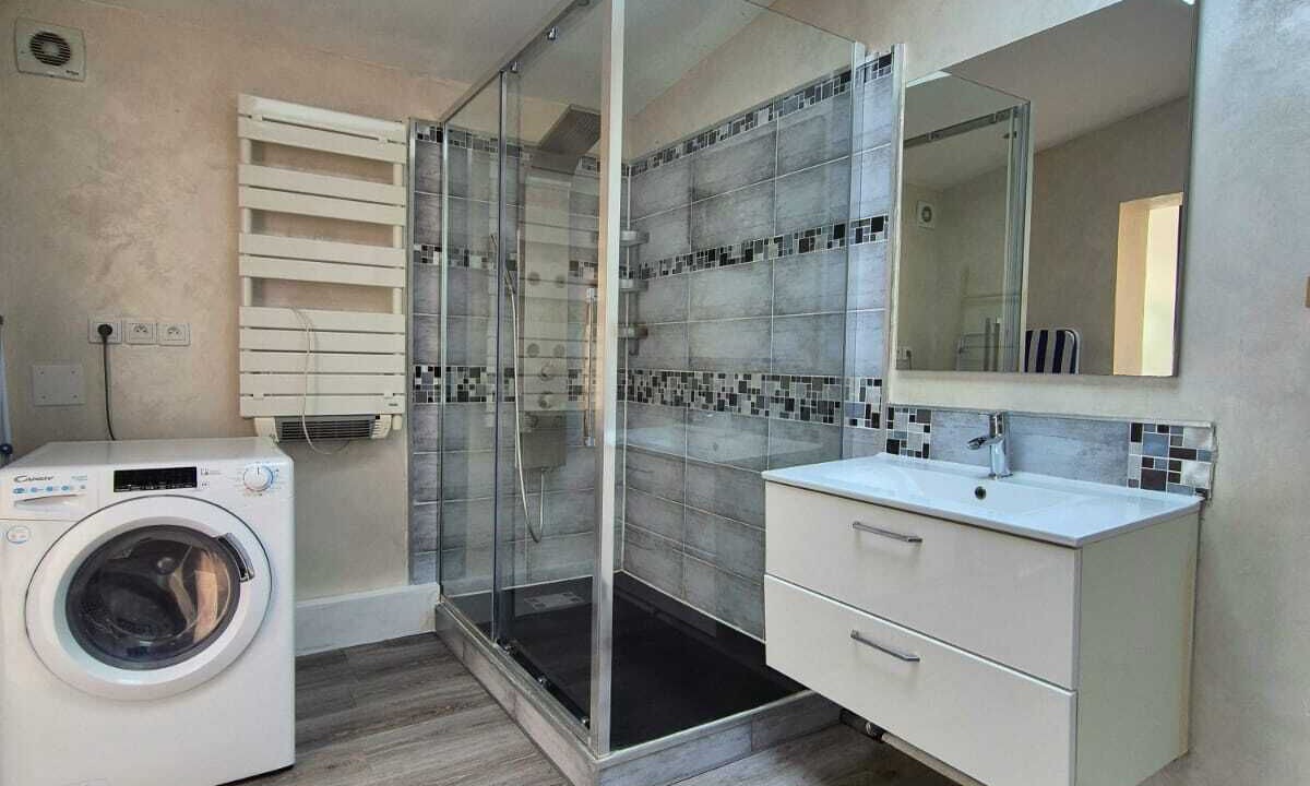 Photo of Bathroom in Lille