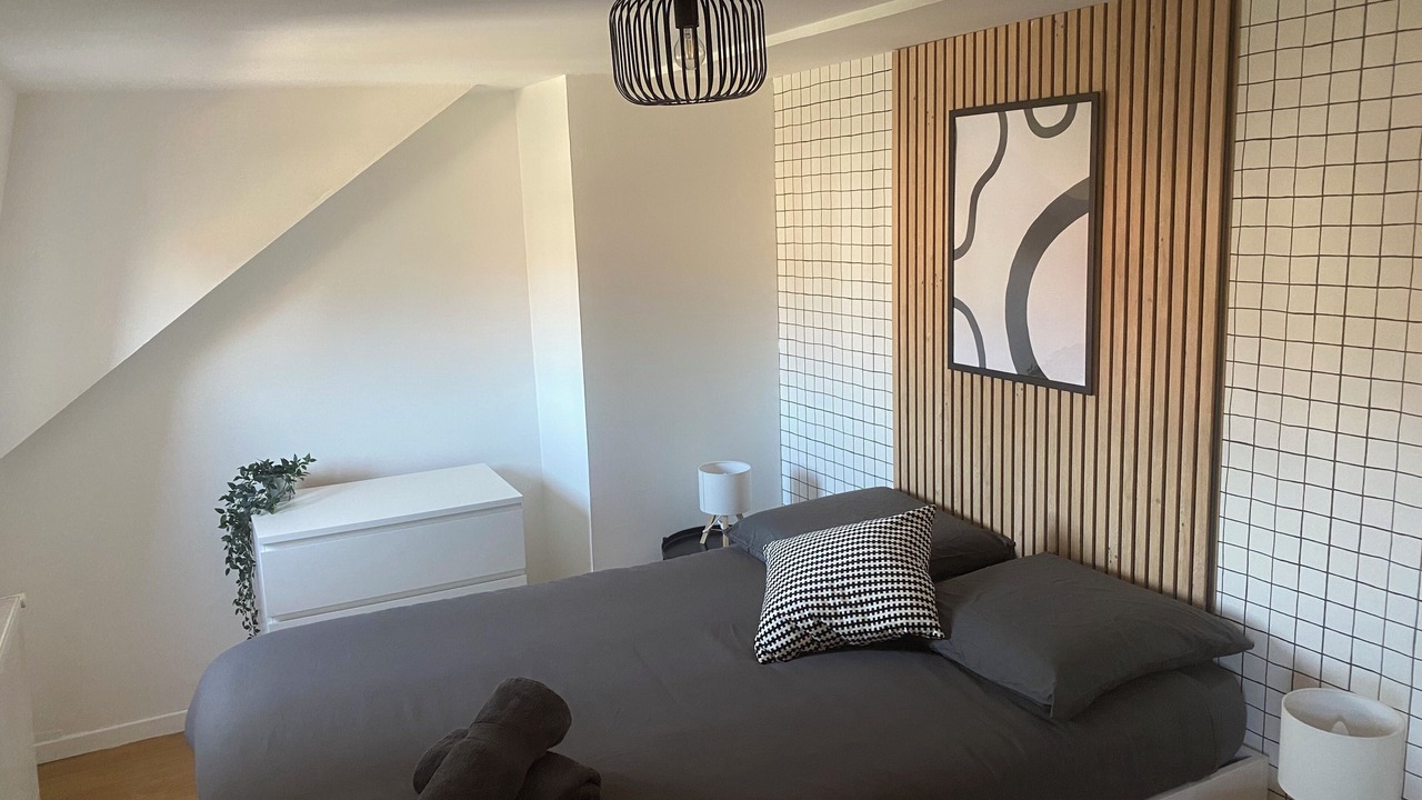 Photo of Bedroom in Douai