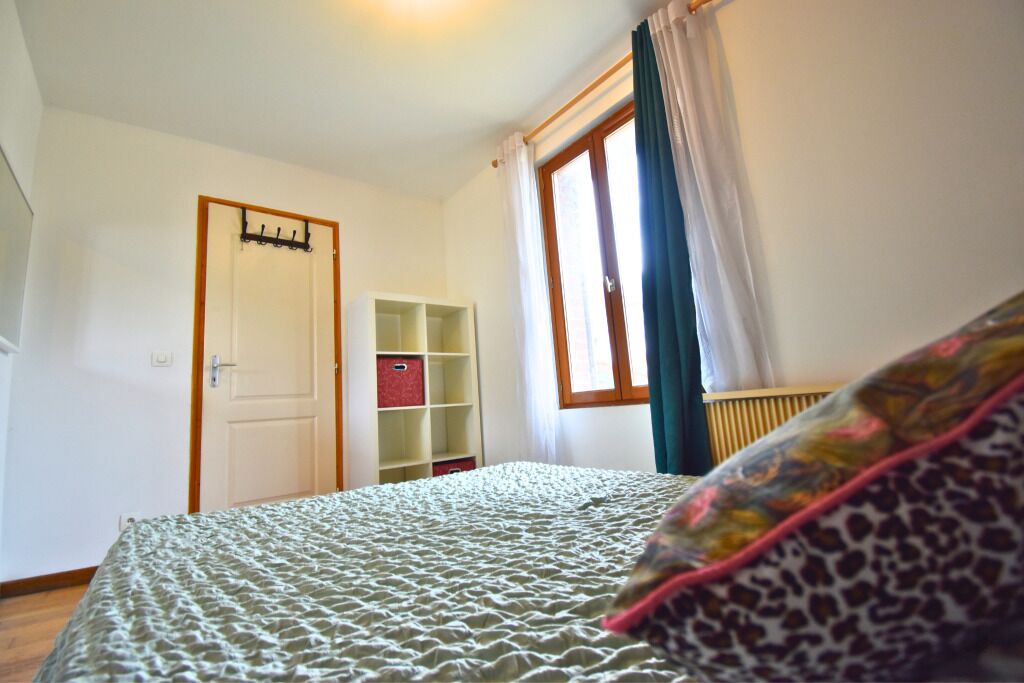 Photo of Bedroom in Meru