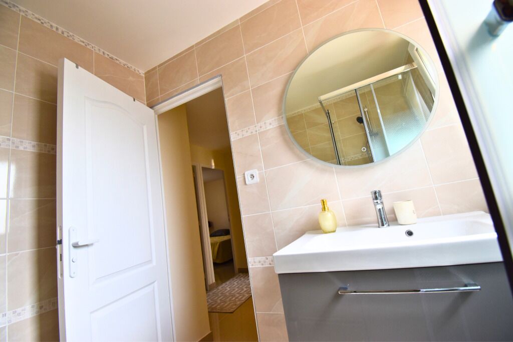 Photo of Bathroom in Goussainville