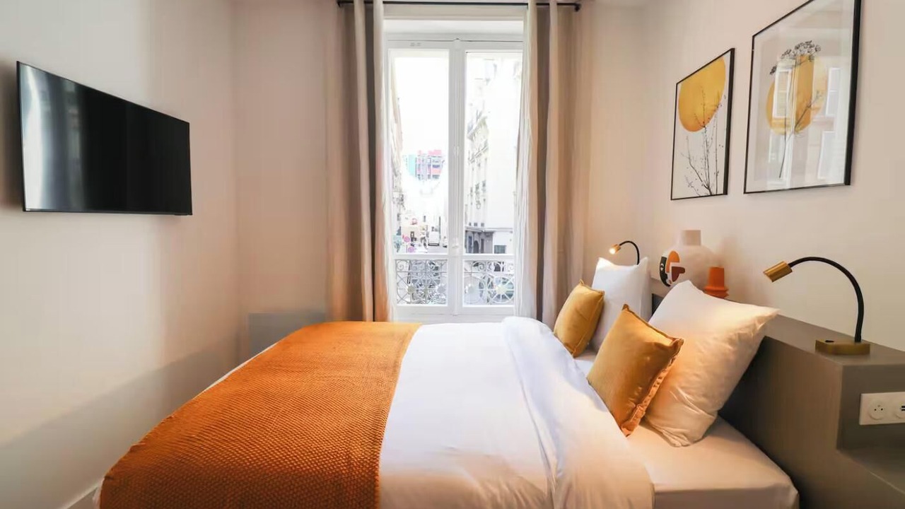 Photo of Bedroom in Marais