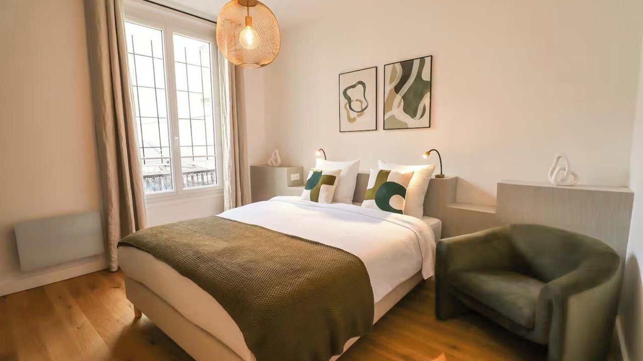 Photo of Bedroom in Marais