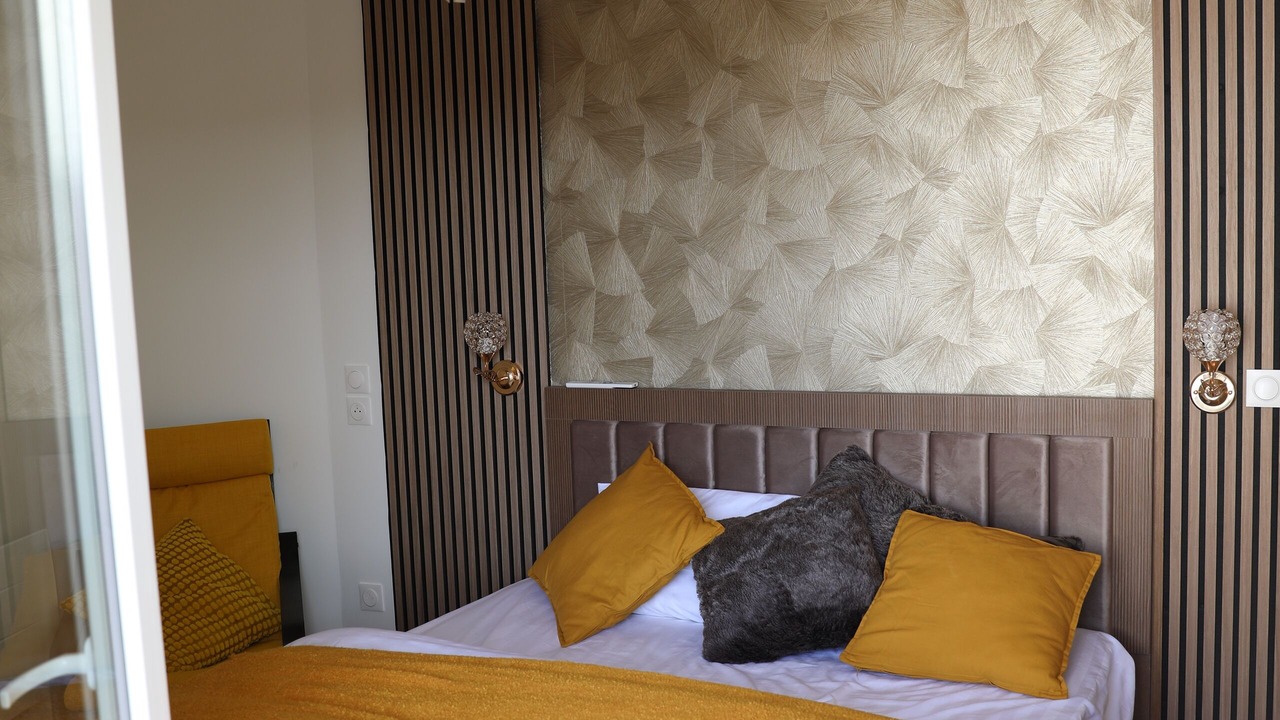 Photo of Bedroom in Le Bourget