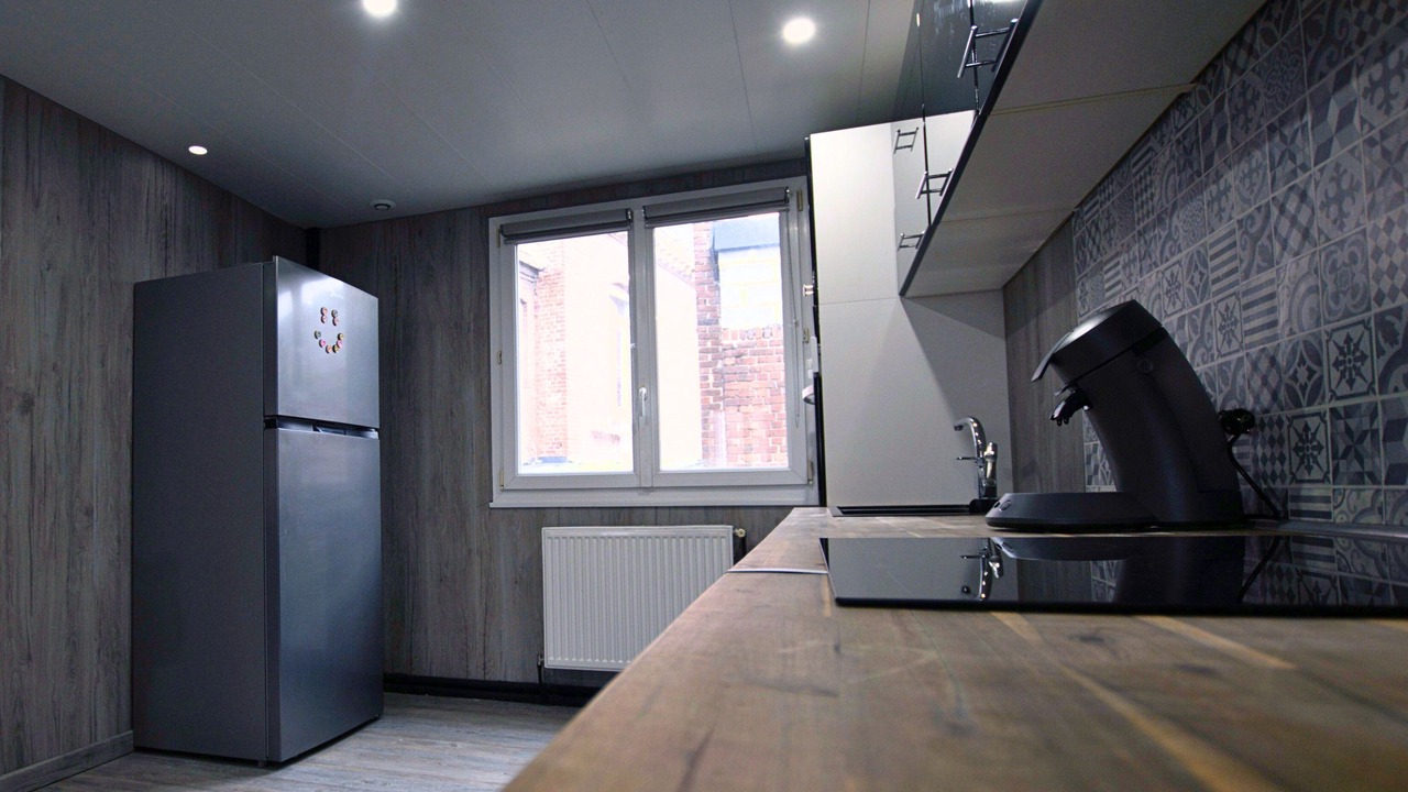 Photo of Kitchen in Lens