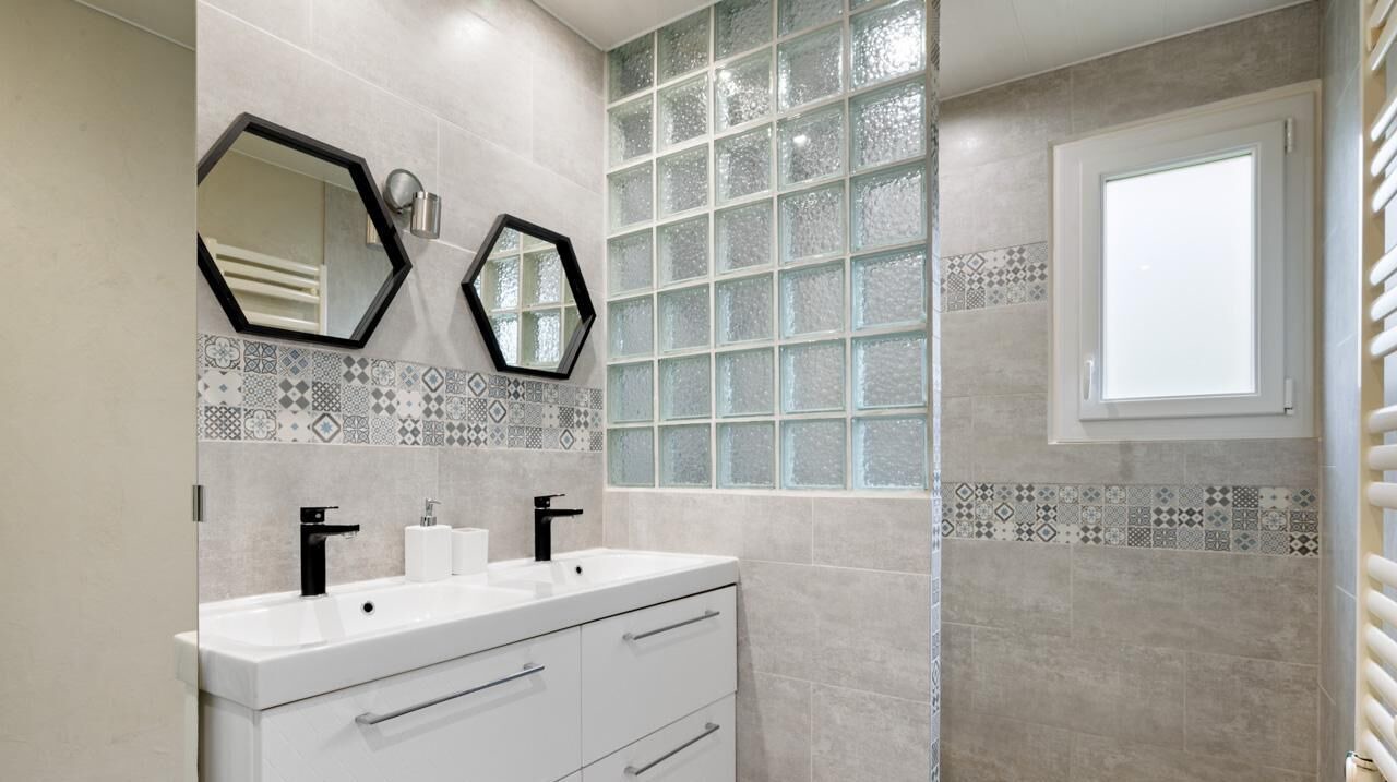 Photo of Bathroom in Saint-Jouin-Bruneval