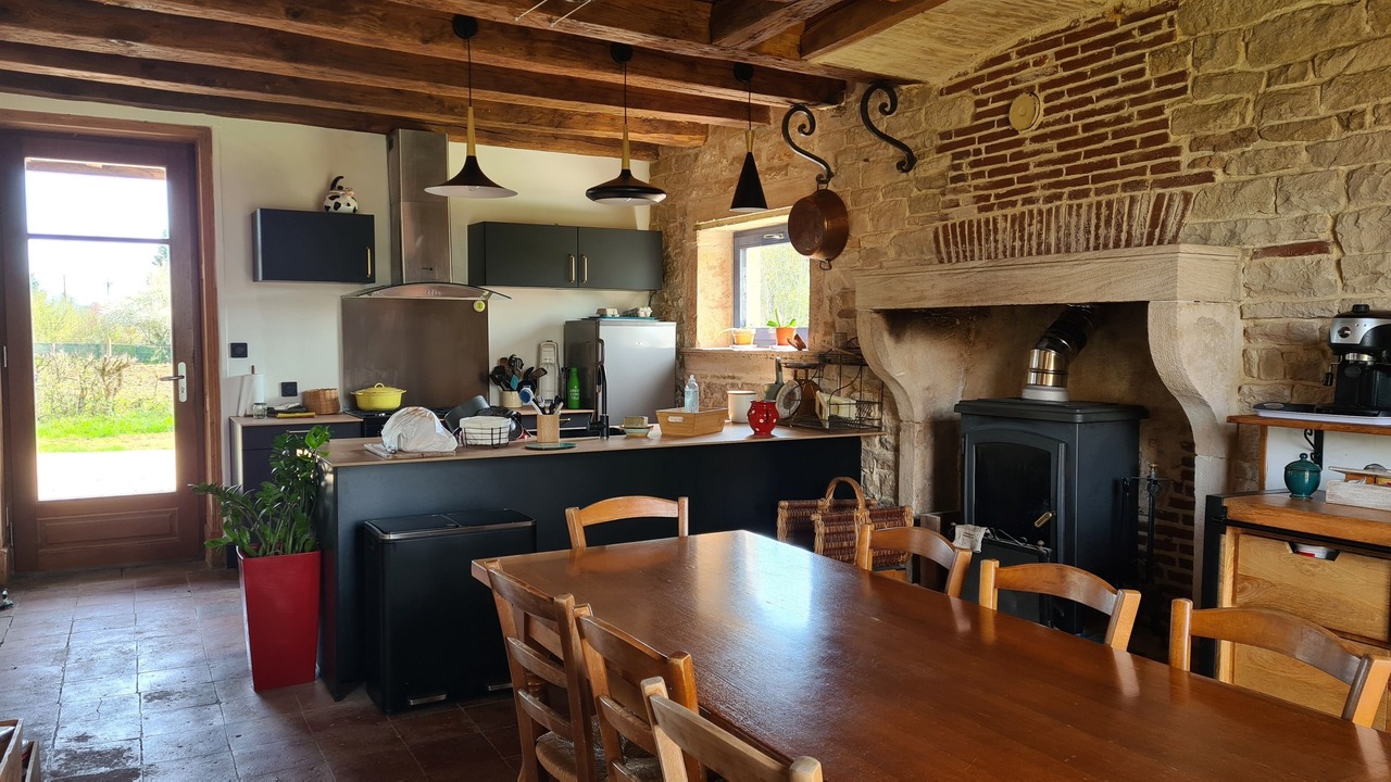 Photo of Kitchen in Saint-Etienne-sur-Reyssouze