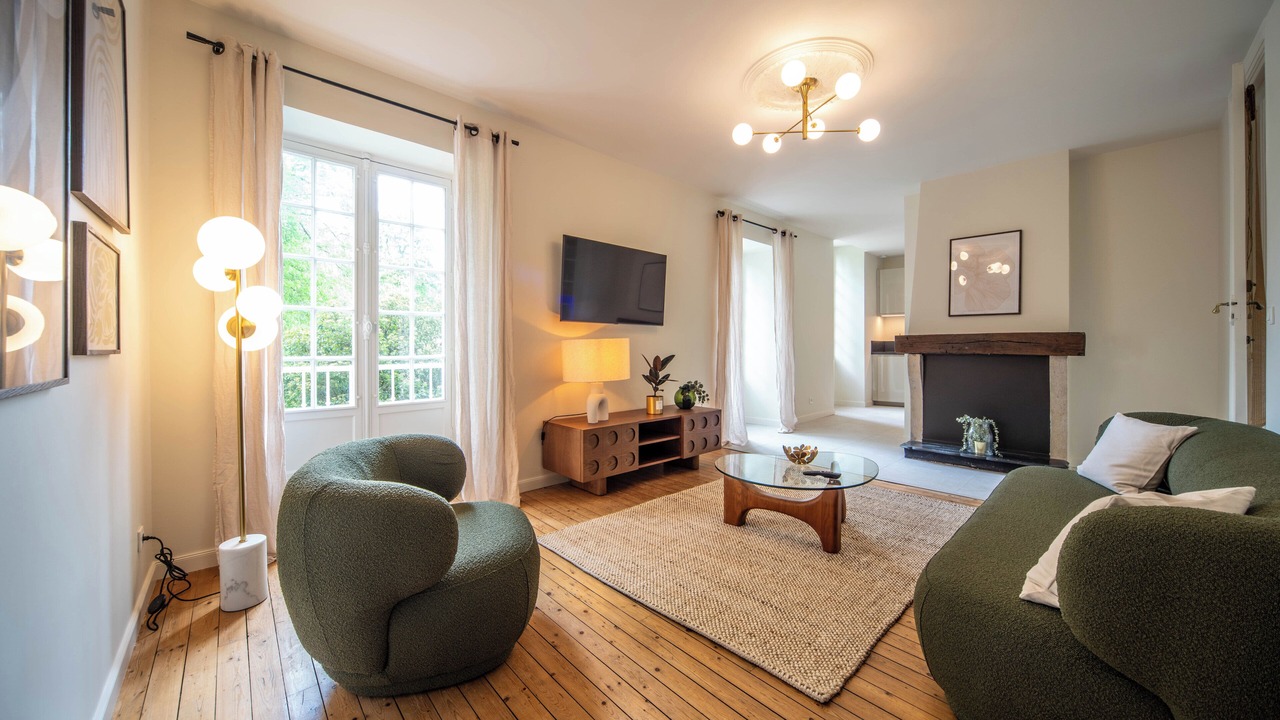 Photo of Livingroom in Dracy-le-Fort