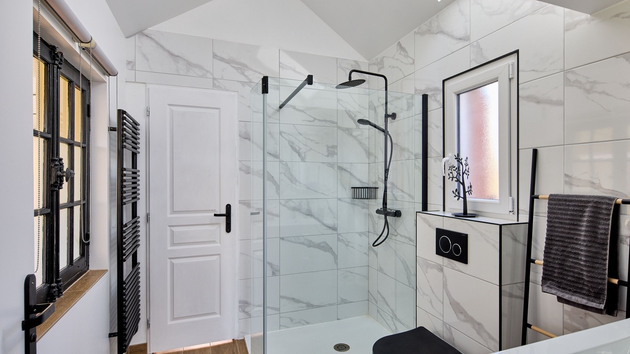 Photo of Bathroom in Gommecourt
