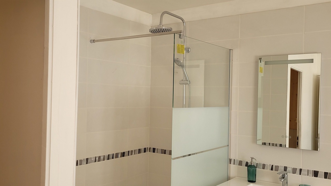 Photo of Bathroom in Broye-les-Loups-et-Verfontaine