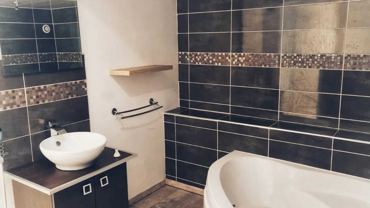 Photo of Bathroom in Chalons-en-Champagne